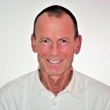 Dr. Karl Benesch