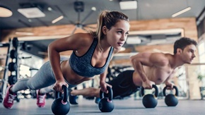 Antrenor personal certificat pentru sănătate și fitness