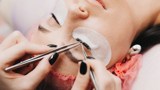 Formazione di base sul sollevamento delle ciglia 