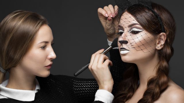 Formazione estesa per make-up artist e truccatori